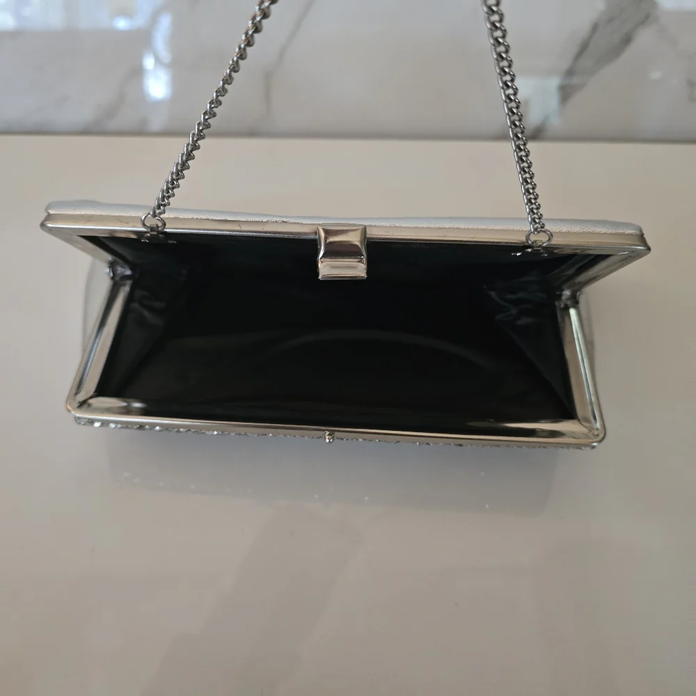 Silver Clutch | Metallic Glitter Vintage purse silver clasp chain strap